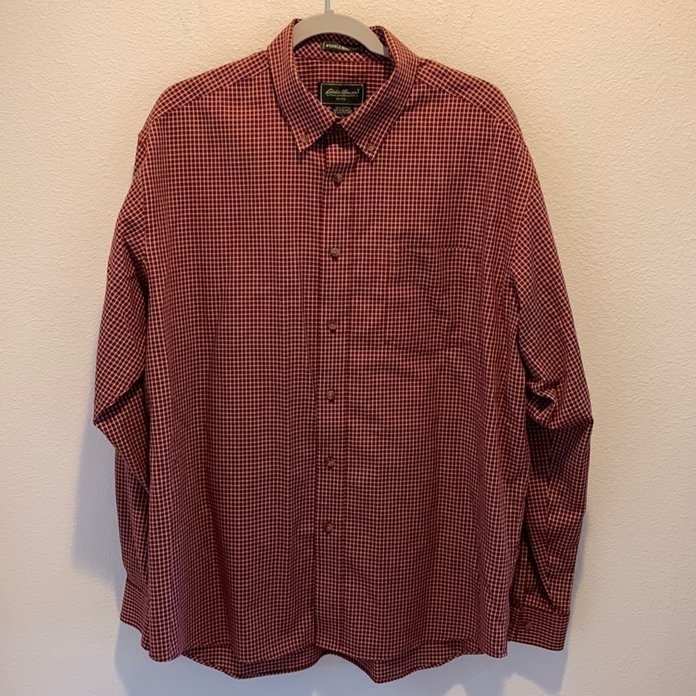 Eddie Bauer Mens Plaid Shirt. Size Large. 100% Cotton Maroon&Cream/Button Collar